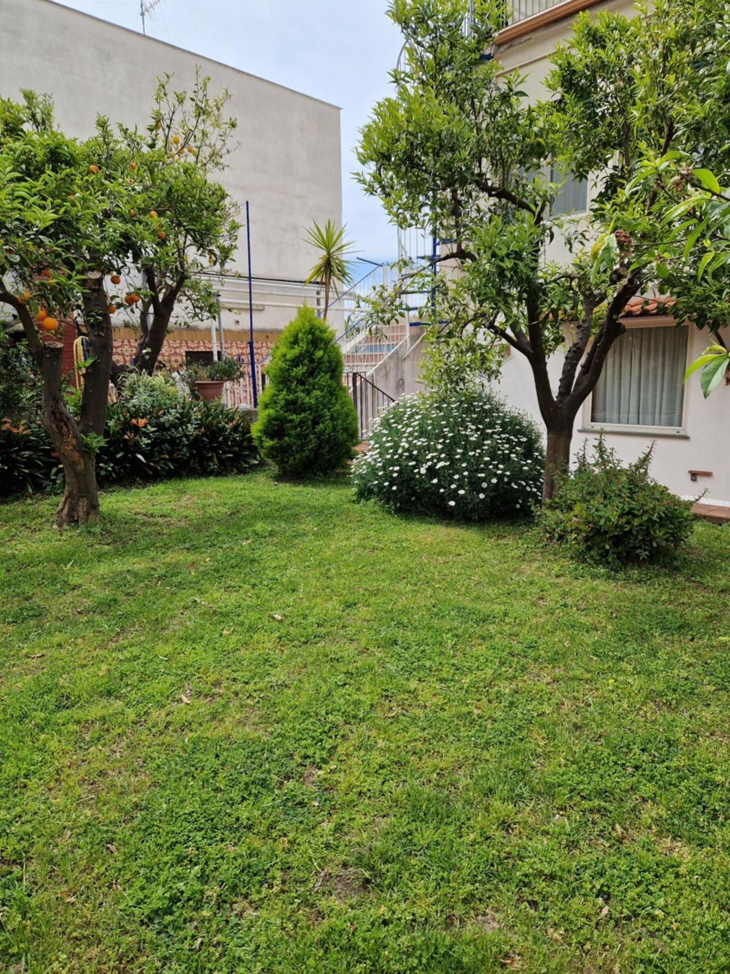 Il Giardino Dei Gigli Apartment Мета Екстериор снимка